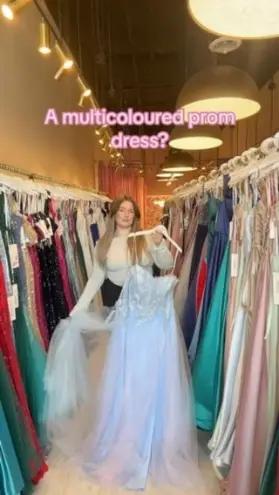 La Maison | Ottawa, ON | Prom & Formal Boutique